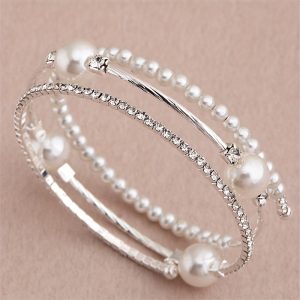 Golden Glamour Pearl Bangle